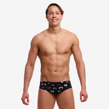 Funky Trunks - Mens Swimsuit - Classic Briefs - Eye Spy