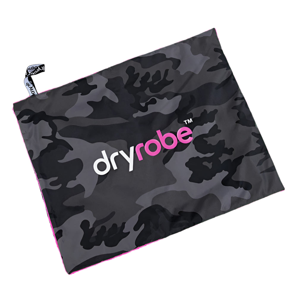 DRYROBE- Cusion Cover - Black/Camo/Pink