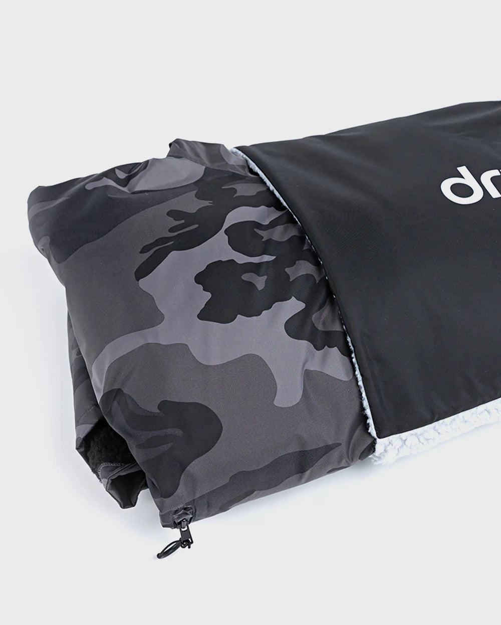 DRYROBE- Cusion Cover - Black/Camo/Pink