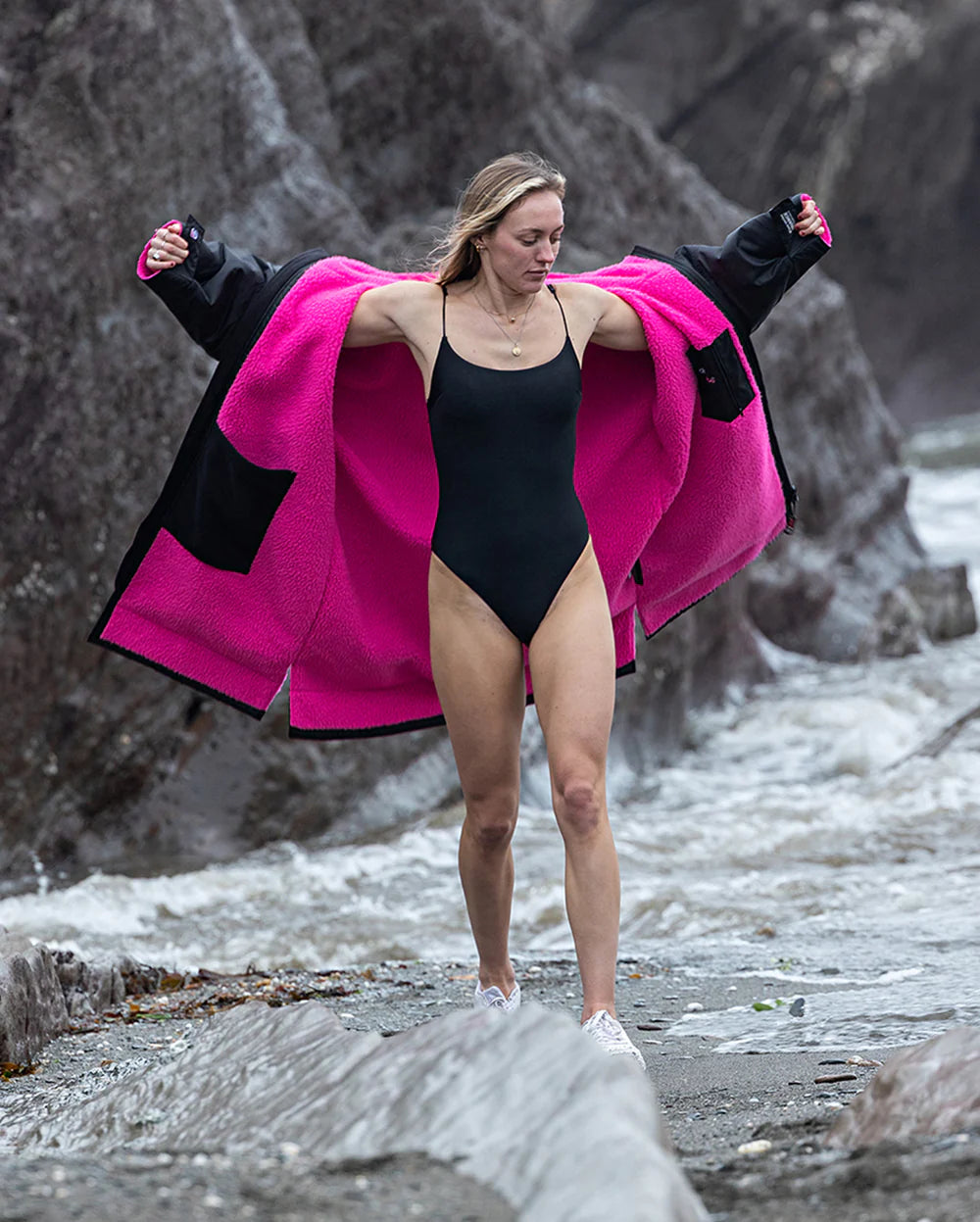 DRYROBE - Coat - Advance Long Sleeve - Black/Pink