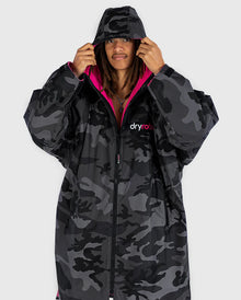 black camo pink dryrobe
