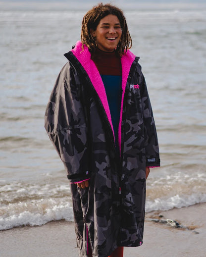 black camo pink dryrobe