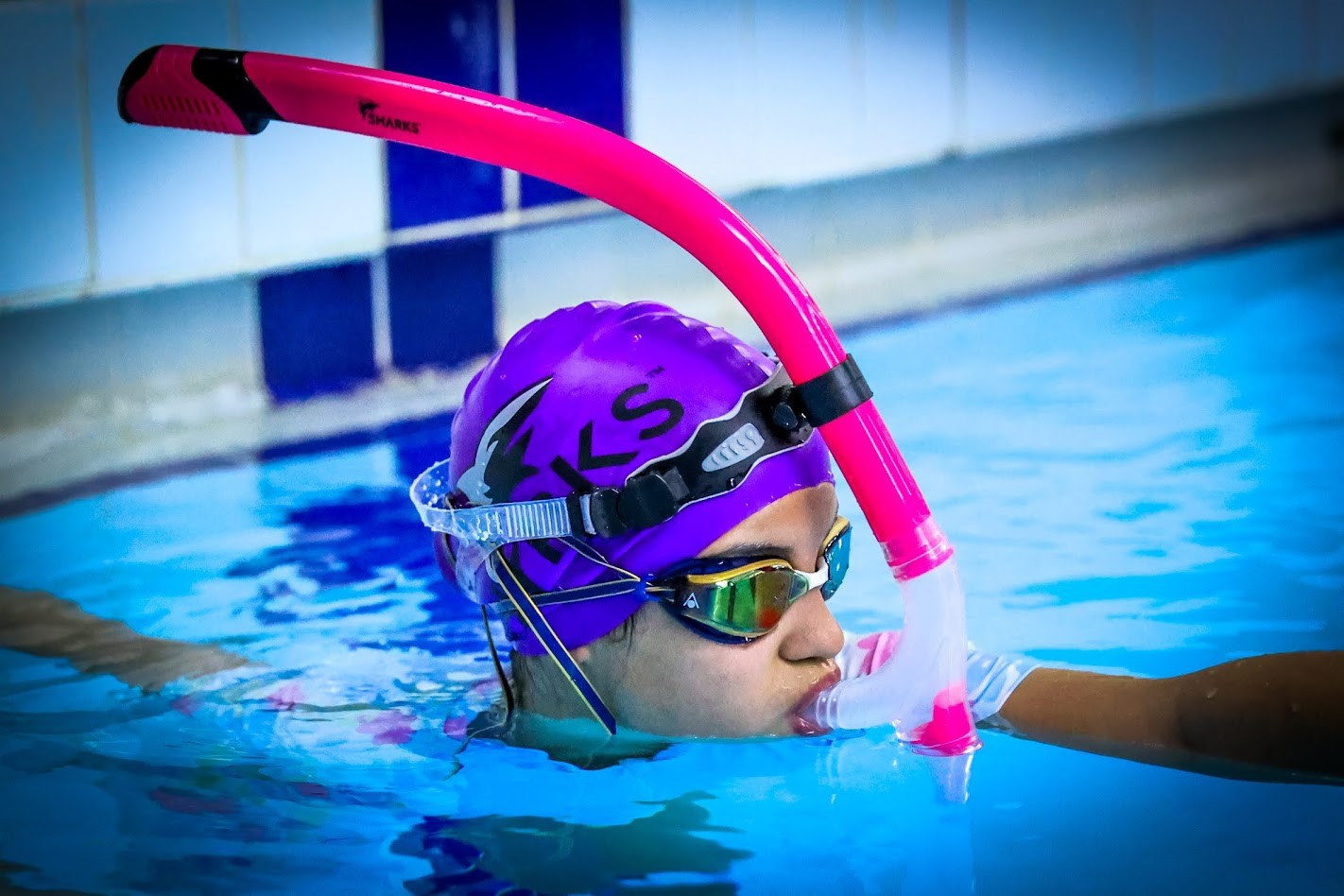 Sharks - Pro Snorkel - pink