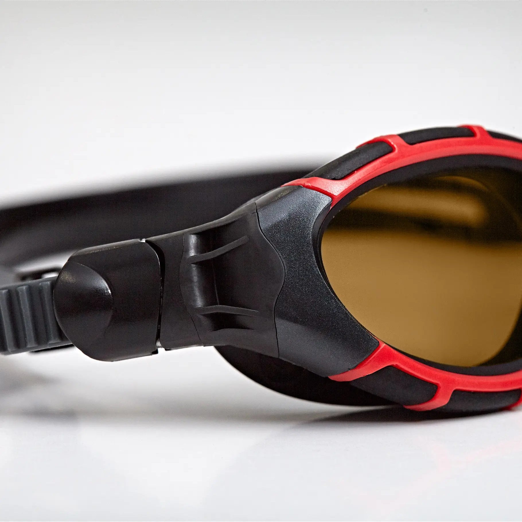 Predator Flex Polarised goggles
